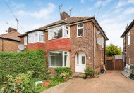 Images for Cheviot Gardens, Golders Green Estate