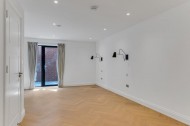Images for Beechcroft Avenue, Golders Green