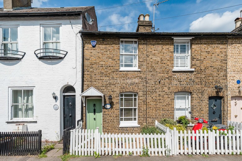 Avenue Cottages, Mill Hill Village