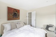 Images for Avenue Cottages, Mill Hill Village