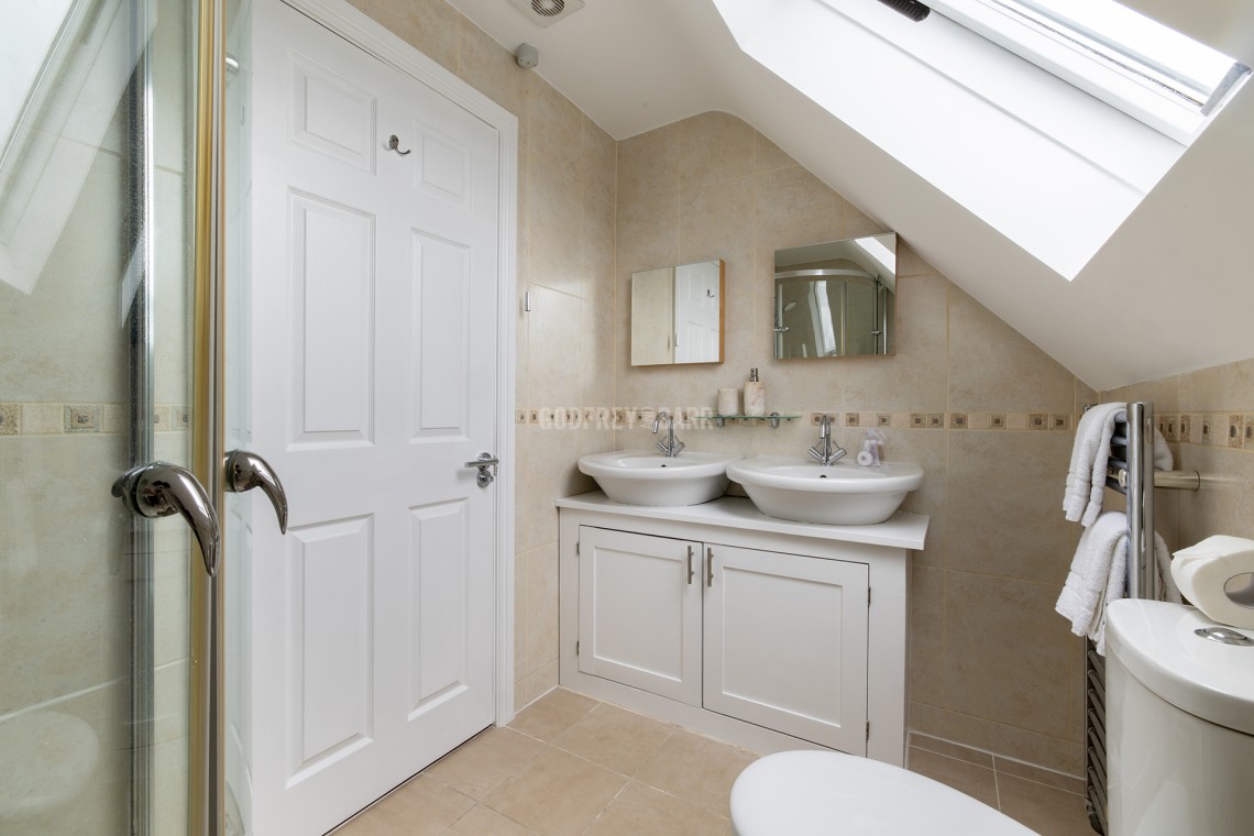 Images for Lyndhurst Avenue, Mill Hill