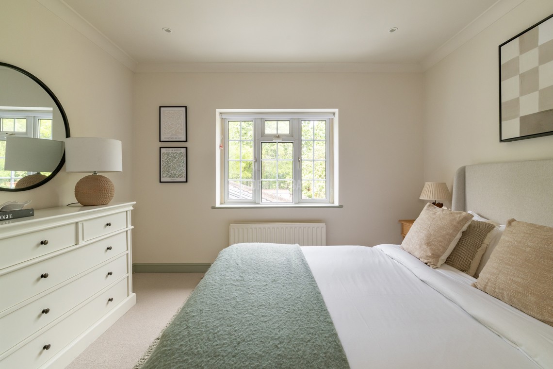 Images for Lyndhurst Avenue, Mill Hill