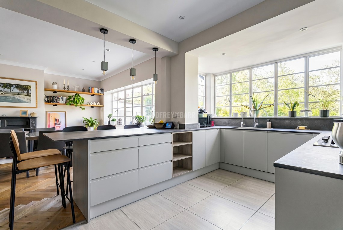 Images for Kingsley Close, Hampstead Garden Suburb