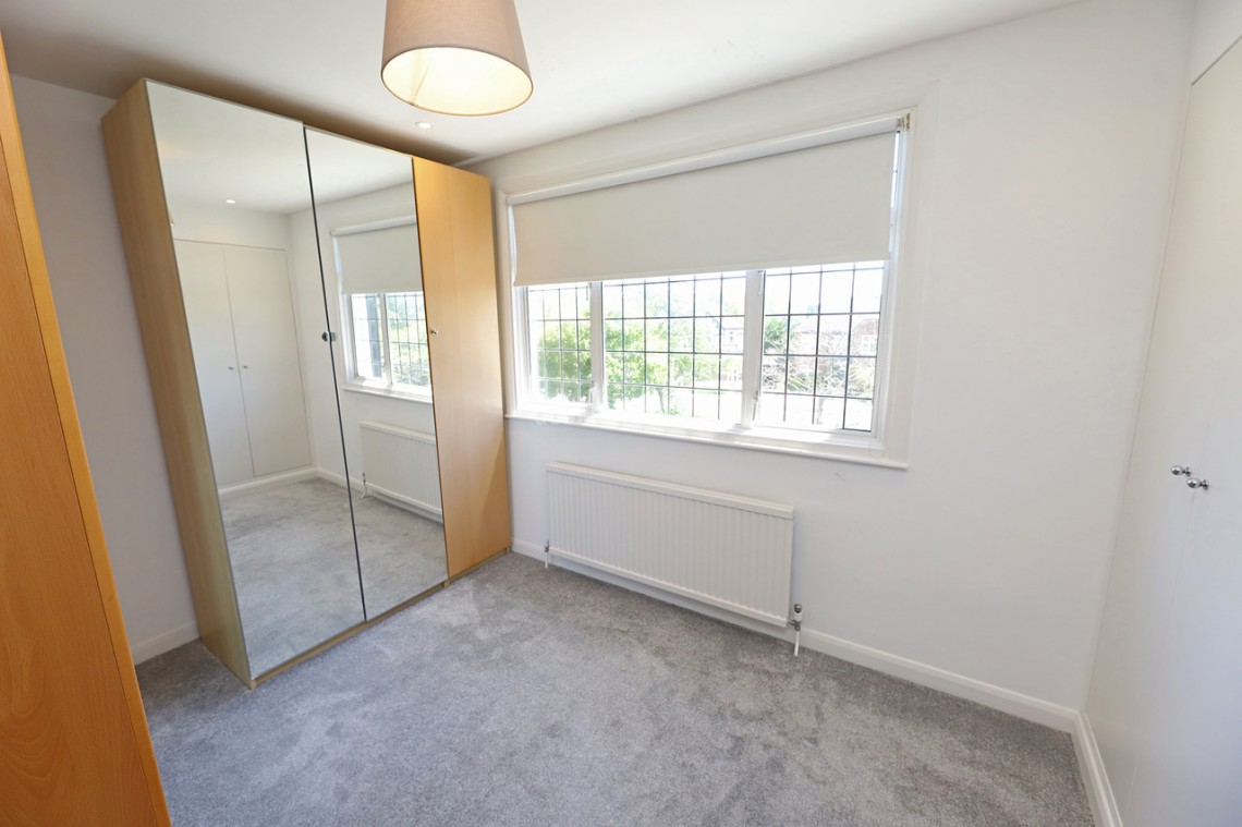 Images for Abbots Gardens, East Finchley