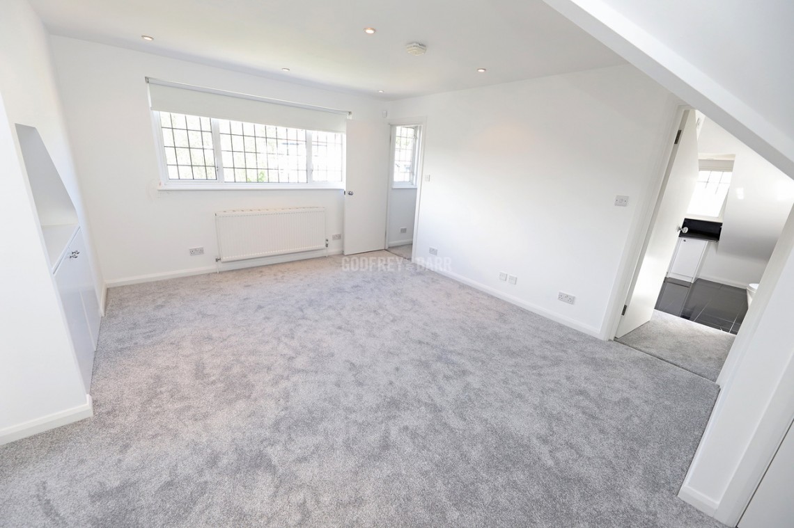 Images for Abbots Gardens, East Finchley