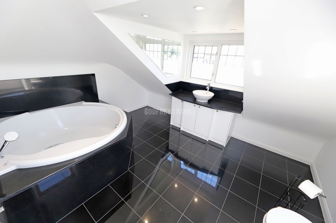 Images for Abbots Gardens, East Finchley