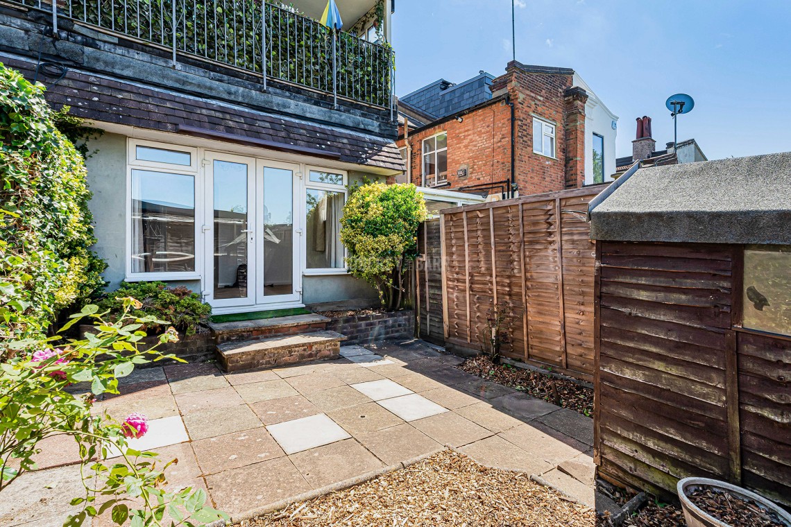 Images for Birkbeck Road, Mill Hill