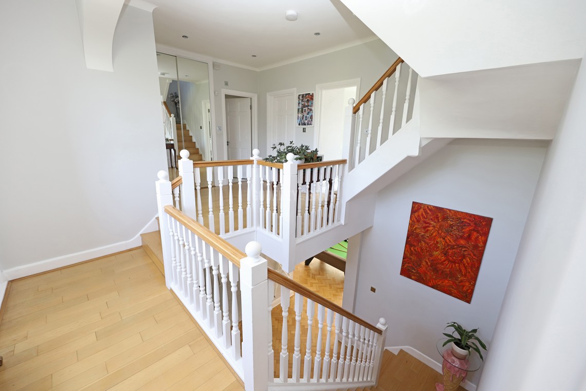 Images for Deacons Rise, Hampstead Garden Suburb