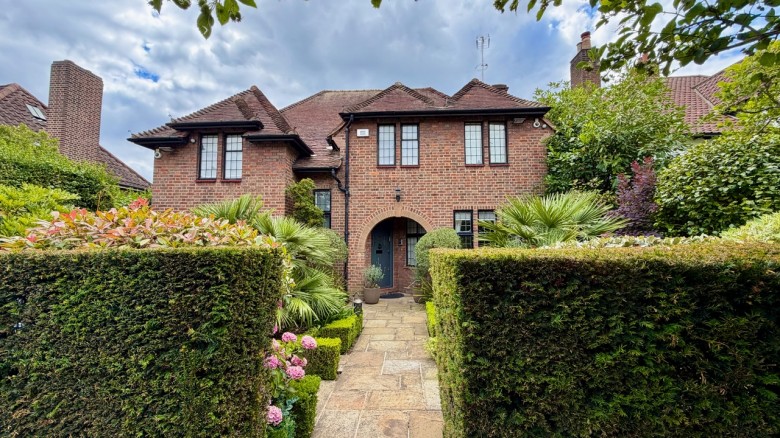 Middleway, Hampstead Garden Suburb