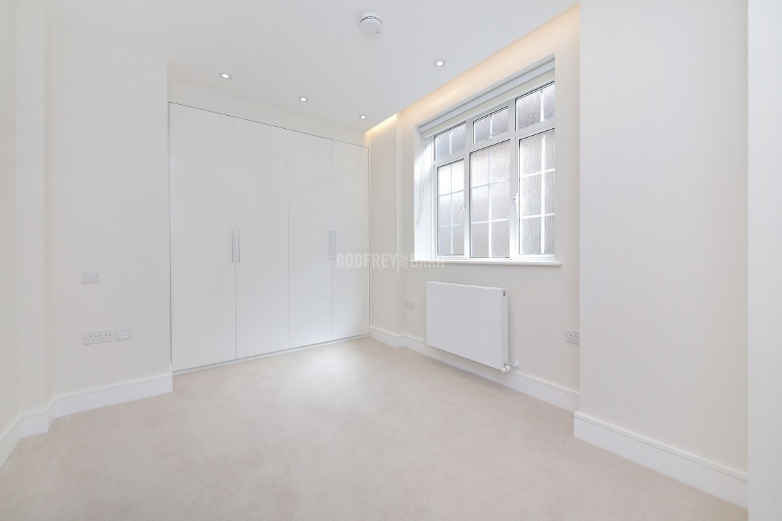 Images for Beechcroft Avenue, Golders Green