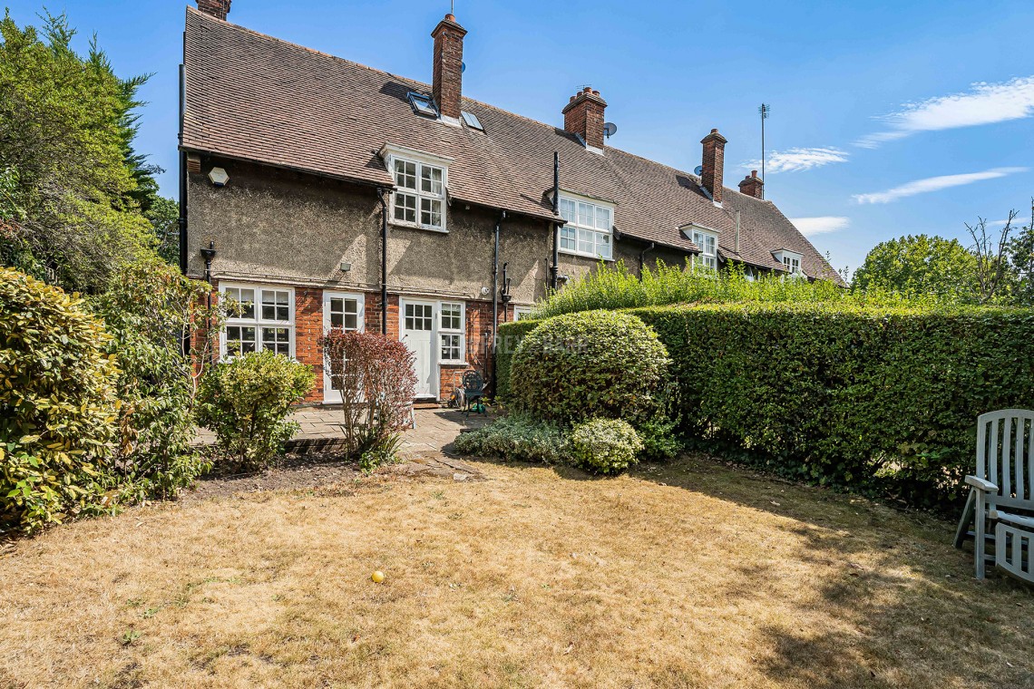 Images for Midholm, Hampstead Garden Suburb