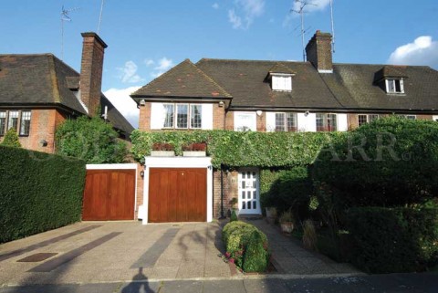 Thornton Way, Hampstead Garden Suburb