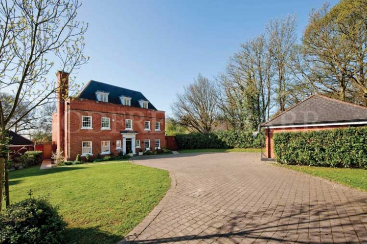 View Full Details for Winifred Close, Arkley